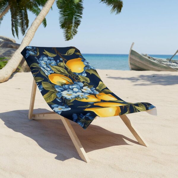 Luxurious European Style Beach Towel - Elegance for Beach, Pool, and Sunbathing - Italian Lemons Pattern - Image 4